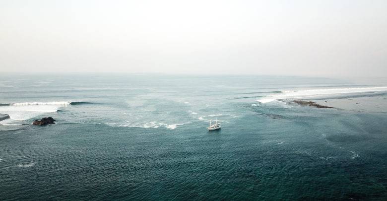 Surf Charter Sumba