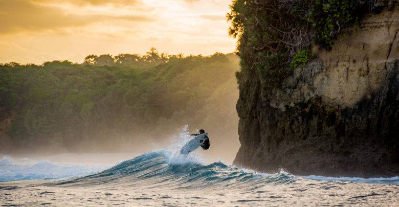 Surf Nihiwatu