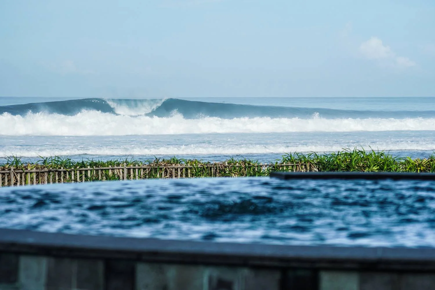 Mahi-Mahi Surf Resort