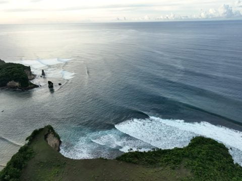 Surfing in Sumba, Secret Location