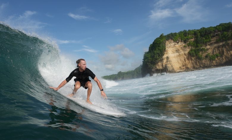 Intermediate Surfer